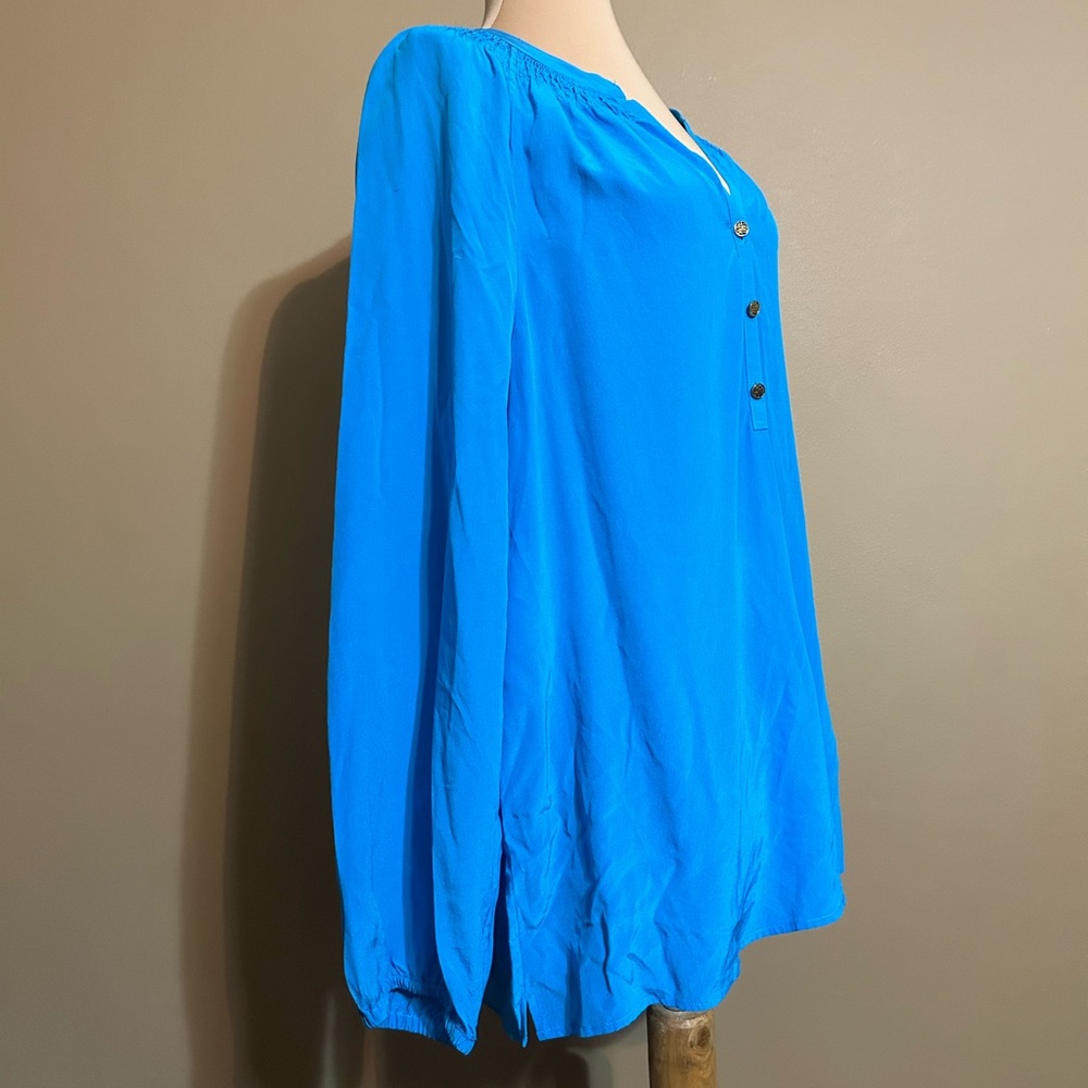 Lilly Pulitzer Elsa Silk Blue Blouse - Picture 2 of 5